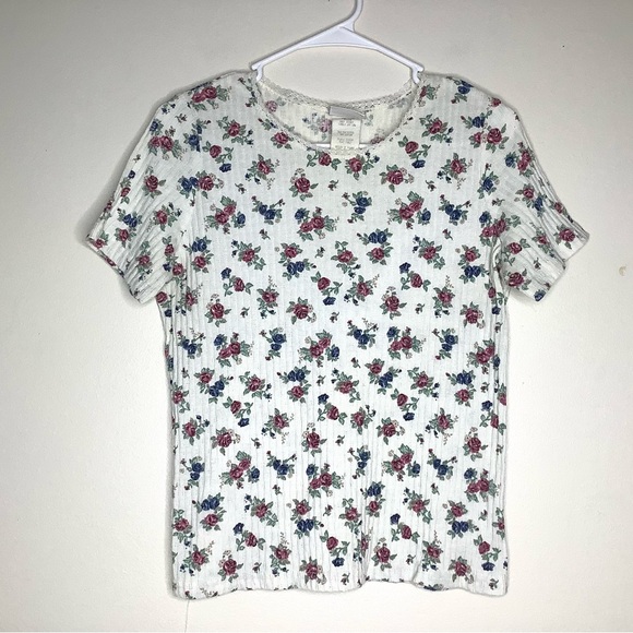 Bobbie Brooks Tops - < Vintage Bobbie Brooks Floral Cottagecore Top >